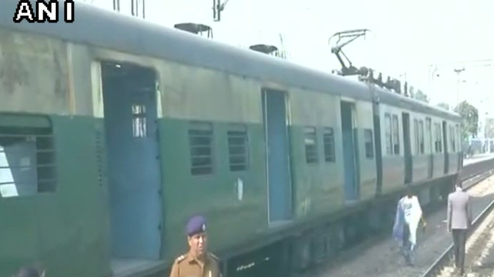 कोहरे के चलते कल से नहीं चलेंगी ये ट्रेन, इनका बदला रूट, देखें पूरी सूची कोहरे के चलते कल से नहीं चलेंगी ये ट्रेन, इनका बदला रूट, देखें पूरी सूची