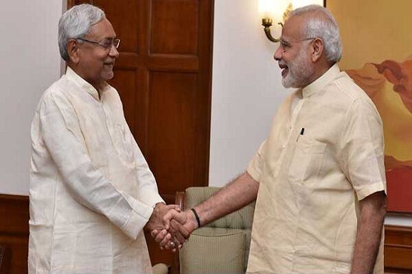 सोनिया को झटका देने वाले नितीश कुमार, PM मोदी द्वारा आयोजित भोज में होंगे शामिल? सोनिया को झटका देने वाले नितीश कुमार, PM मोदी द्वारा आयोजित भोज में होंगे शामिल?