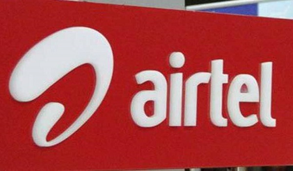 JIO को टक्कर देने के लिए AIRTEL ने बनाया नया धांसू प्लान, इस तरह जुटाएगा 1 खरब रुपए JIO को टक्कर देने के लिए AIRTEL ने बनाया नया धांसू प्लान, इस तरह जुटाएगा 1 खरब रुपए