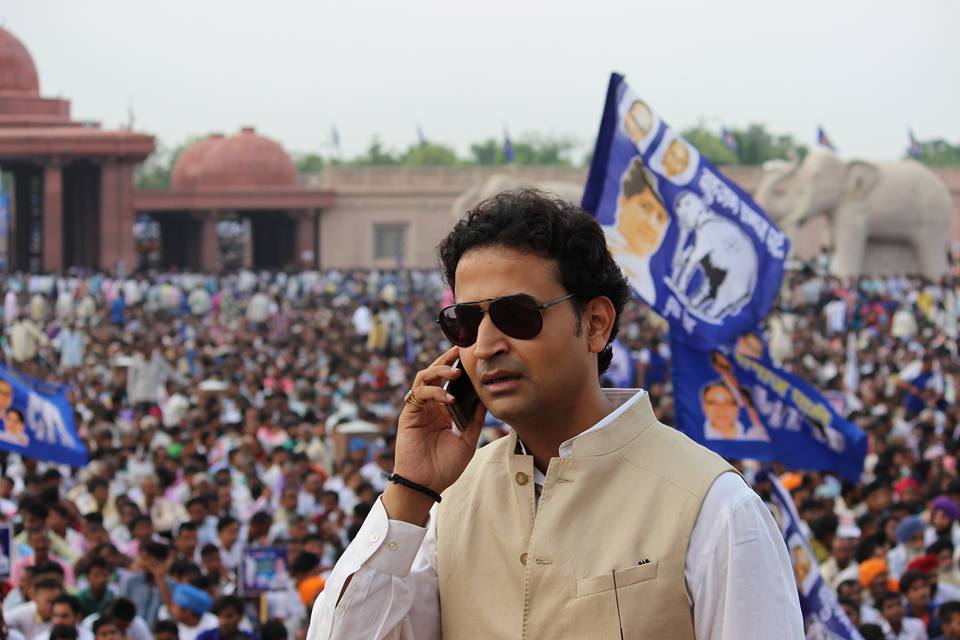 नसीमुद्दीन ने किया इस व्यक्ति को लेकर मायावती का बड़ा खुलासा! नसीमुद्दीन ने किया इस व्यक्ति को लेकर मायावती का बड़ा खुलासा!