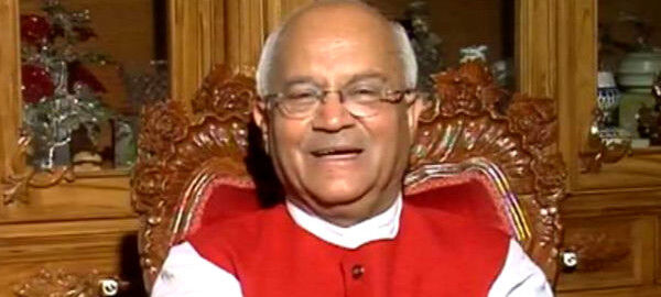 किसकी हिम्मत है, जो मोदी से बात करे ? किसकी हिम्मत है, जो मोदी से बात करे ?