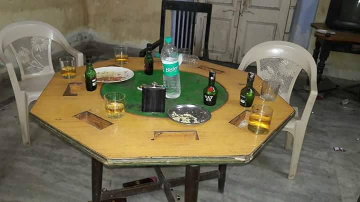 ऐतिहासिक धरोहर घंटाघर में शराब पीना कोई अपराध नहीं: शहर कोतवाल