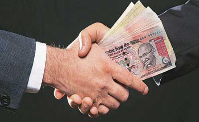 कर्नाटक में भारत का सबसे भ्रष्ट राज्य, हिमाचल सबसे कम भ्रष्ट प्रदेश: सर्वे कर्नाटक में भारत का सबसे भ्रष्ट राज्य, हिमाचल सबसे कम भ्रष्ट प्रदेश: सर्वे