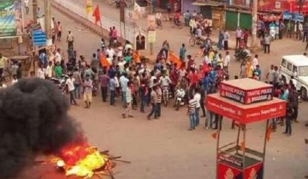 राम-सीता पर अभद्र टिप्पणी के बाद सांप्रदायिक संघर्ष, कर्फ्यू जारी