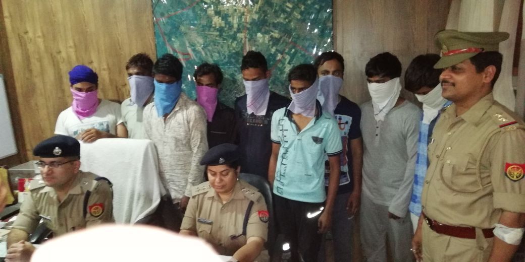 गाजियाबाद पुलिस ने नौ शातिर लुटेरे किये गिरफ्तार- एसपी सिटी