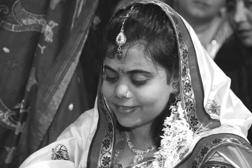 ये नेत्रहीन महिला बनी आईएएस, रचा इस बहन ने इतिहास