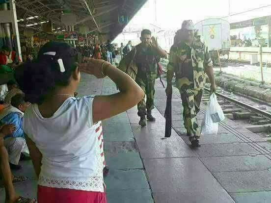 महबूबा को बर्खास्त करो और कश्मीर को सेना के हवाले करो! महबूबा को बर्खास्त करो और कश्मीर को सेना के हवाले करो!
