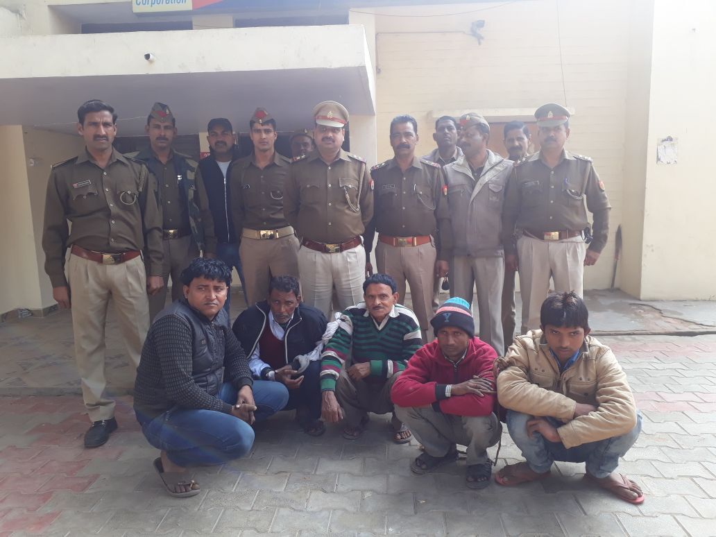 कासगंज पुलिस ने गौवध कर गौमांस बेचने वाले 5 शातिर अभियुक्त किये गिरफ्तार