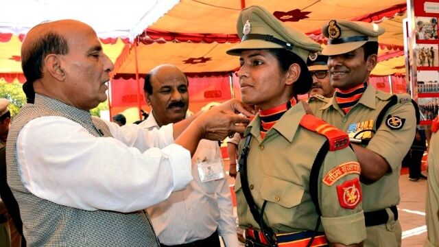 बीकानेर की तनुश्री पारीक बनी देश की पहली महिला BSF अधिकारी
