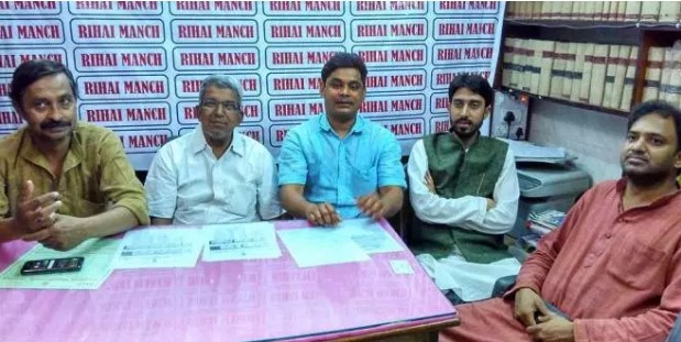 वाजपेयी सरकार में भी चट्टीसिंह पुरा में हुई थी 34 सिखों की हत्या, तब क्लिंटन ने भारतीय एजेंसियों पर उठाया था सवाल वाजपेयी सरकार में भी चट्टीसिंह पुरा में हुई थी 34 सिखों की हत्या, तब क्लिंटन ने भारतीय एजेंसियों पर उठाया था सवाल