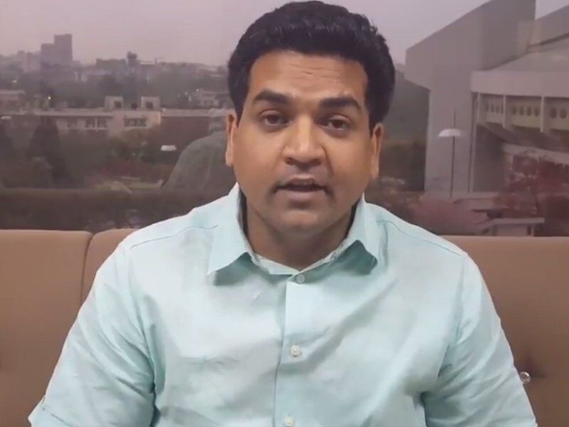 कुमार के करीबी कपिल मिश्र को केजरीवाल ने मंत्रिपद से हटाया कुमार के करीबी कपिल मिश्र को केजरीवाल ने मंत्रिपद से हटाया