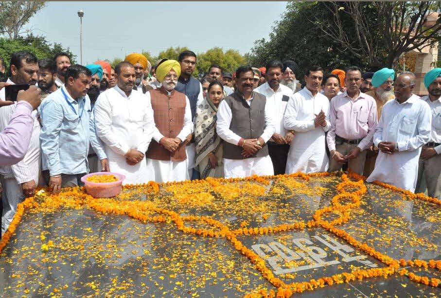 भगत सिंह, राजगुरू एवं सुखदेव के शहीदी दिवस पर समूचे पंजाबी नशा मुक्त समाज निर्माण का संकल्प लें-राणा गुरजीत सिंह