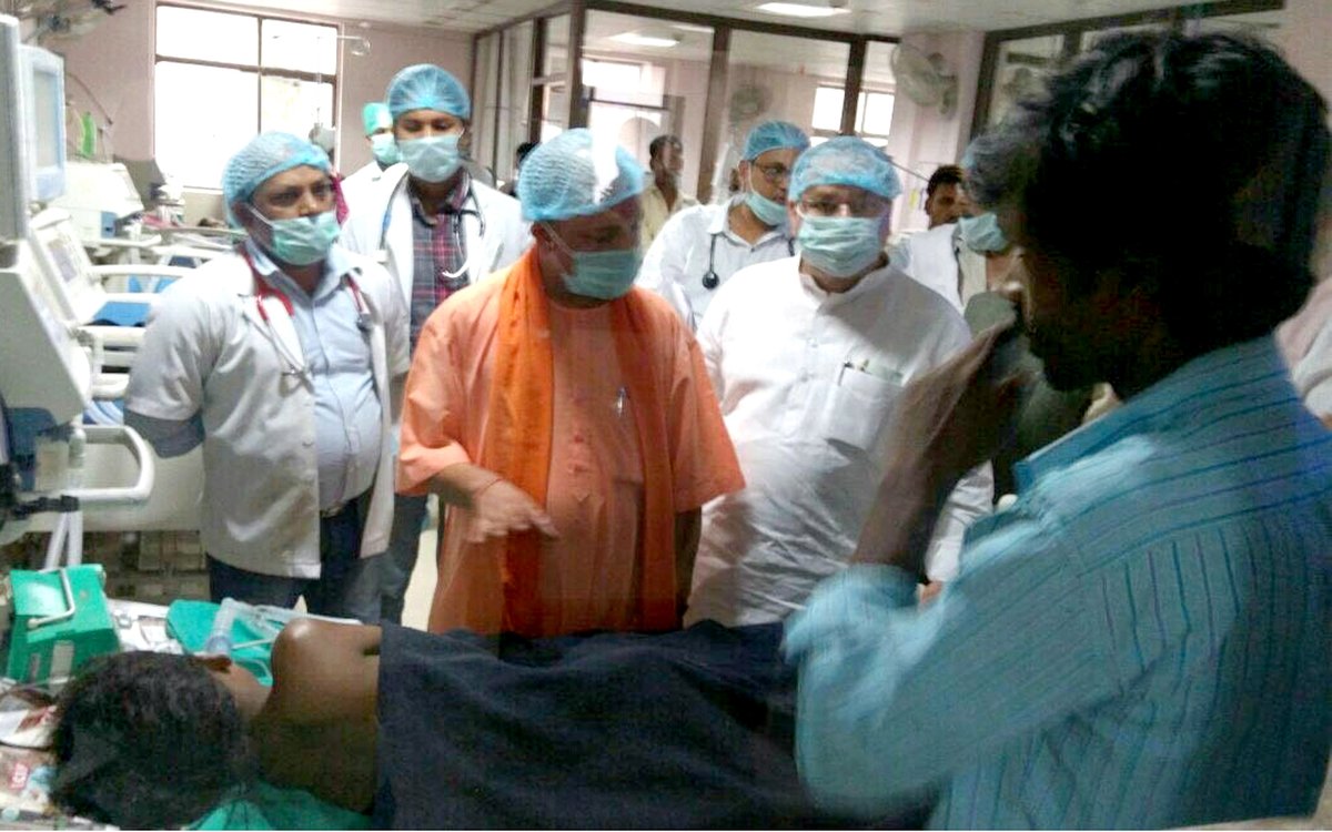 योगी जी गोरखपुर में आये तो शर्म आयी या नहीं? योगी जी गोरखपुर में आये तो शर्म आयी या नहीं?
