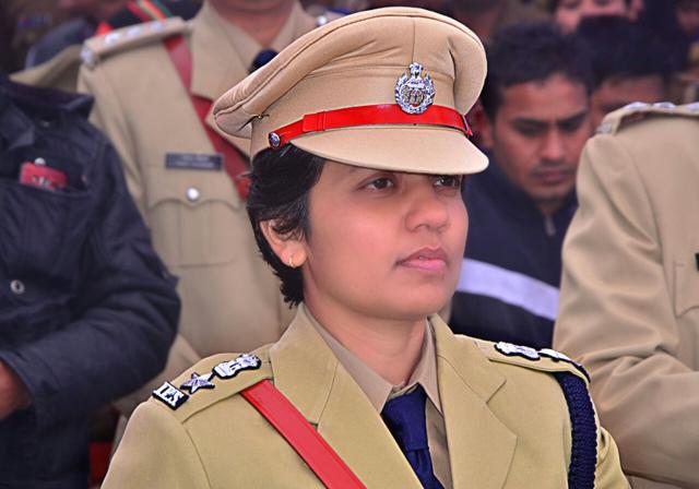 IPS मंजिल सैनी ने संभाला मेरठ के एसएसपी का चार्ज