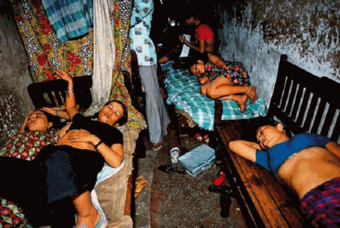 3000 वेश्‍याएं आज भी जी रही है वाराणसी में नारकीय जिन्दगी