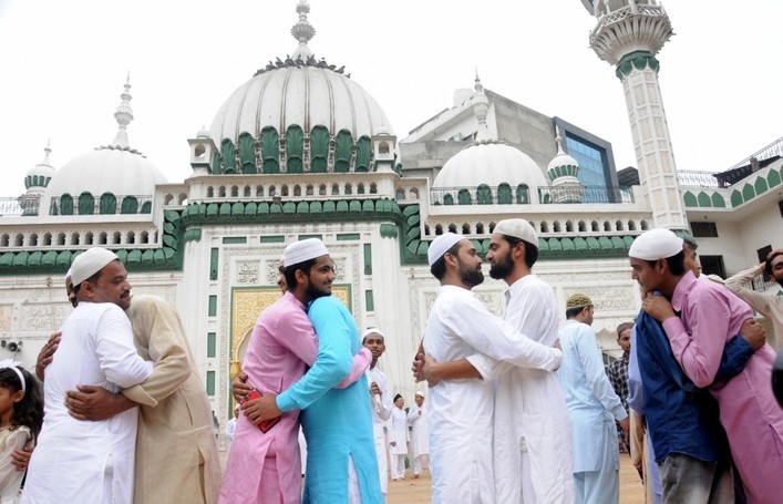Eid ul-Fitr News : ईद उल-फ़ित्र 3 मई को मनाई जाएगी, नहीं दिखा आज चाँद