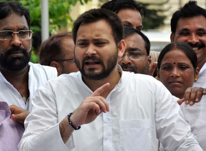 तेजस्वी का CM नीतीश पर बड़ा हमला, बोले- बिहार में दानव राज आ गया है, हर दिन सामने आ रहे रेप के 50 मामले तेजस्वी का CM नीतीश पर बड़ा हमला, बोले- बिहार में दानव राज आ गया है, हर दिन सामने आ रहे रेप के 50 मामले