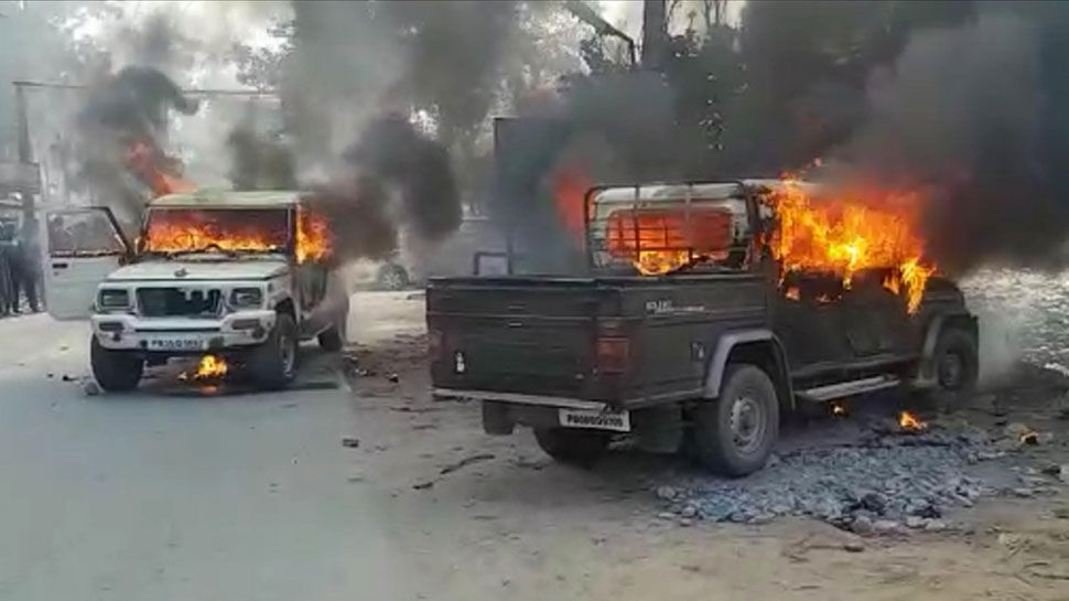 पंजाब में 2 युवकों की मौत के बाद हिंसक प्रदर्शन