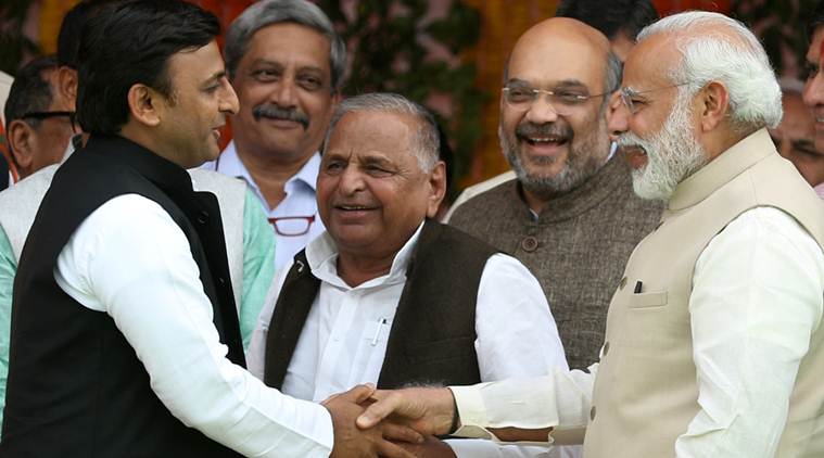 अखिलेश ने किया सबसे बड़ा खुलासा, मोदी और मुलायम के उड़े होश! अखिलेश ने किया सबसे बड़ा खुलासा, मोदी और मुलायम के उड़े होश!
