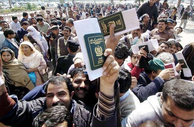 पाकिस्तान ने 5 सालों में 298 भारतीयों को दी नागरिकता