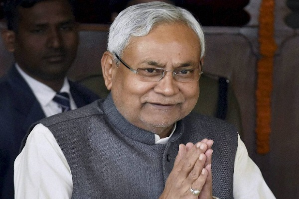 CM नीतीश को सुप्रीम कोर्ट से मिली बड़ी राहत, नहीं जाएगी सीएम नीतीश की कुर्सी CM नीतीश को सुप्रीम कोर्ट से मिली बड़ी राहत, नहीं जाएगी सीएम नीतीश की कुर्सी