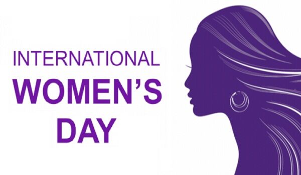 अंतर्राष्ट्रीय महिला दिवस विशेष: जानिये कैसे रहे हमेशा खुश?