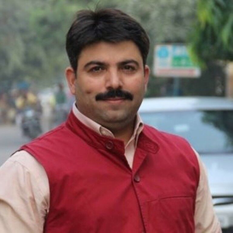 बीएसपी की तरह ही सपा सरकार ने भी तोड़े भ्रष्टाचार के रिकार्ड: शलभ मणि त्रिपाठी बीएसपी की तरह ही सपा सरकार ने भी तोड़े भ्रष्टाचार के रिकार्ड: शलभ मणि त्रिपाठी