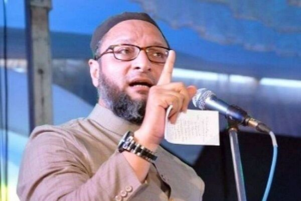 राष्ट्रपति उम्मीदवार कोविंद के अल्पसंख्यकों पर दिए बयान की ओवैसी ने की आलोचना राष्ट्रपति उम्मीदवार कोविंद के अल्पसंख्यकों पर दिए बयान की ओवैसी ने की आलोचना