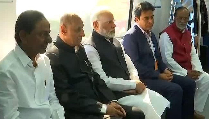 PM मोदी ने किया हैदराबाद मेट्रो का उद्घाटन, पीएम बोले, राज्यों के साथ भेदभाव नही करती सरकार