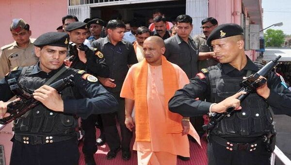 CM योगी आदित्यनाथ आज देवरिया दौरे पर, दिव्यांगों को बांटेंगे उपकरण CM योगी आदित्यनाथ आज देवरिया दौरे पर, दिव्यांगों को बांटेंगे उपकरण