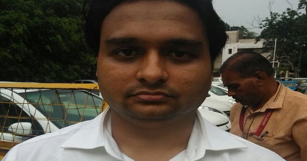 देश का सबसे बड़े आॅनलाइन सट्टा किंग का पार्टनर बेटा अचल चौरसिया मुम्बई से गिरफ्तार देश का सबसे बड़े आॅनलाइन सट्टा किंग का पार्टनर बेटा अचल चौरसिया मुम्बई से गिरफ्तार