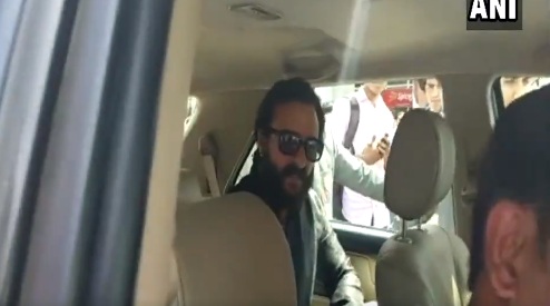VIDEO : ड्राइवर पर भड़के सैफ, शीशे ऊपर कर लें वरना पड़ेगी - कल आएगा काले हिरण शिकार मामले में फैसला