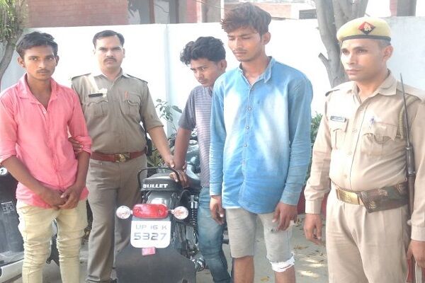 गाज़ियाबाद पुलिस ने बाइक चोर गिरोह का किया पर्दाफाश
