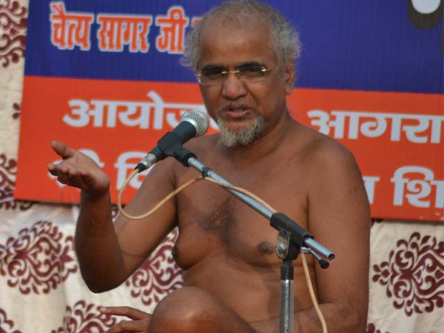 जैन मुनि शांति सागर की गिरफ्तारी पर तरुण सागर बोले बड़ी बात,