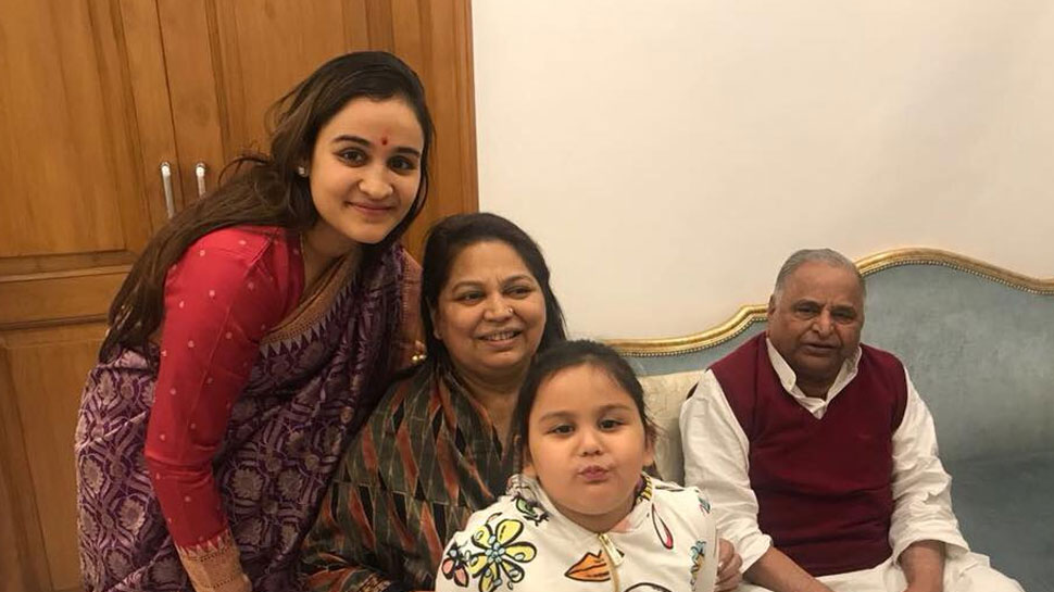 मुलायम की बहू पर सीएम योगी हुए मेहरबान,दिया वाई श्रेणी की सुरक्षा