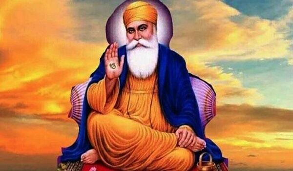 गुरुनानक जयंती पर गुरुद्वारों में उमड़ी भीड़, राष्ट्रपति कोविंद और PM मोदी ने दी बधाई गुरुनानक जयंती पर गुरुद्वारों में उमड़ी भीड़, राष्ट्रपति कोविंद और PM मोदी ने दी बधाई