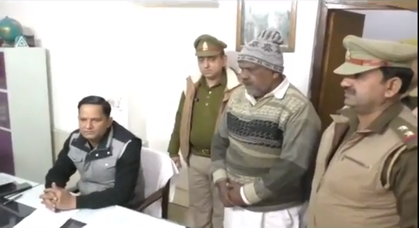 20 हजार का इनामी डकैत गिरफ्तार, 4 साल से चल रहा था फरार, चलती ट्रेन में डालता था डकैती, जीआरपी की बड़ी कामयाबी