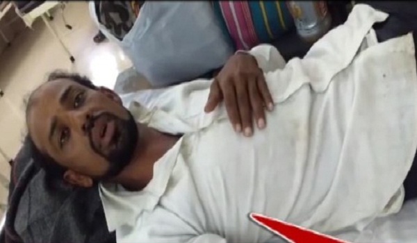 नागपुर: गोमांस के शक में एक शख्स की पिटाई, MLA के संगठन पर आरोप, देखें वीडियो नागपुर: गोमांस के शक में एक शख्स की पिटाई, MLA के संगठन पर आरोप, देखें वीडियो