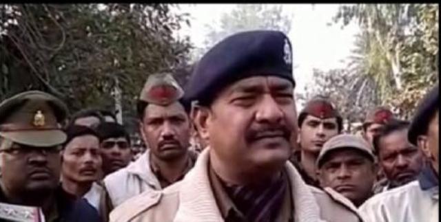 मेरठ में दलितों पर फायरिंग, दौड़ा दौड़ा कर गर्भवती महिला समेत   तीन लोगों को गंभीर चोटें