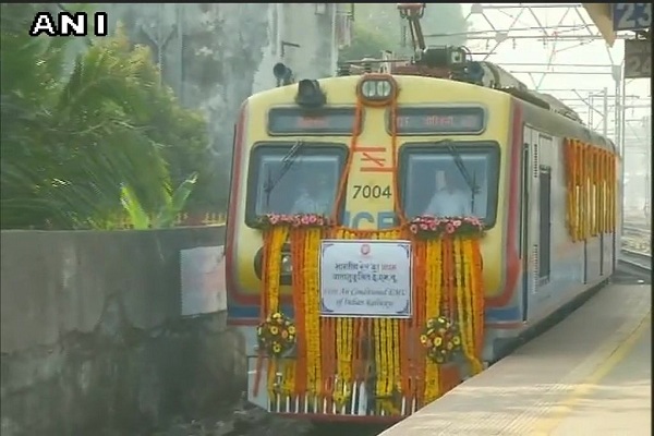 रेलवे के 90 हजार पदों पर आवेदन करने वालों के लिए बड़ी खुशखबरी