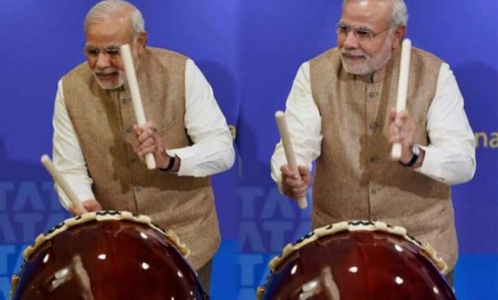 देश की अर्थव्यवस्था तबाही के कगार पर है ओर मोदीजी जीत के जश्न में मस्त!