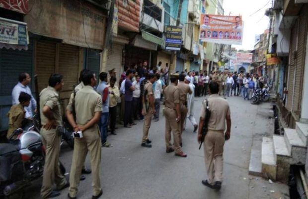 कर्नाटक में फिर साम्प्रदायिक तनाव, जामा मस्जिद में तोड़फोड़, दुकानों में लगाई आग