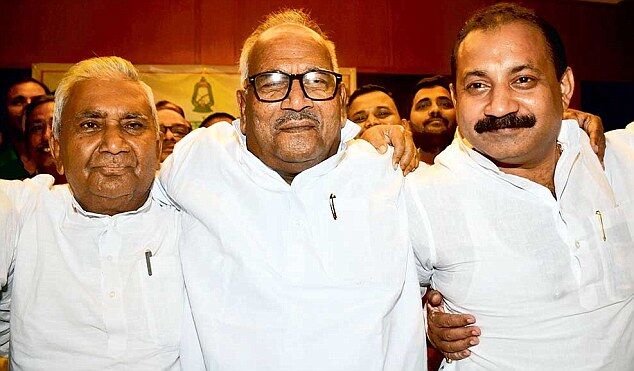 बिहार में लग सकता है कांग्रेस को बड़ा झटका, टूट सकती है पार्टी