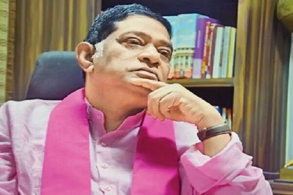 अजीत जोगी को छानबीन समिति से झटका!, आदिवासी मानने से किया इंकार अजीत जोगी को छानबीन समिति से झटका!, आदिवासी मानने से किया इंकार