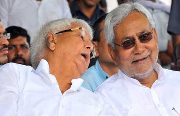 लालू ने लगाई घोटालों की सेल, नीतीश बाबू का लेवा?