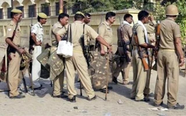 यूपी के अम्बेडकरनगर में मुस्लिम और दलितों में बकरी के लेकर हुआ बवाल यूपी के अम्बेडकरनगर में मुस्लिम और दलितों में बकरी के लेकर हुआ बवाल