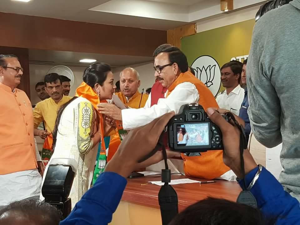 सोनम बेवफा की तरह अब अपराजिता सोनकर है बेवफ़ा, हो रहा है ट्रोल