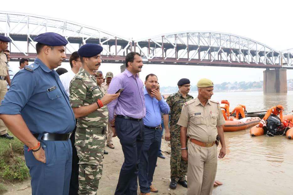 बाढ़ से निपटने के लिए NDRF तैयार बाढ़ से निपटने के लिए NDRF तैयार