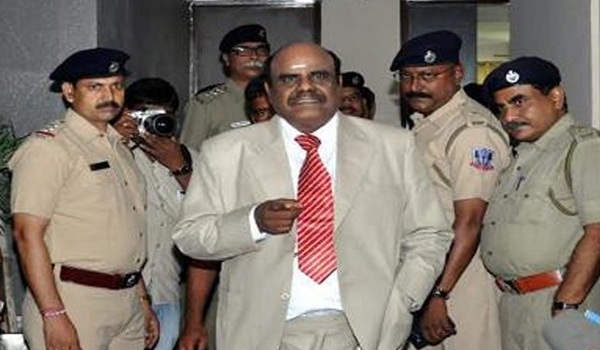 कोलकाता हाई कोर्ट के पूर्व न्यायाधीश जस्टिस कर्णन 6 महीने बाद जेल से हुए रिहा