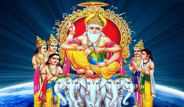 धूमधाम से मनाई जा रही विश्‍वकर्मा पूजा, जानिए पूजा का महत्त्व और इसका इतिहास